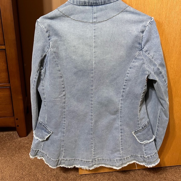 Jean Jacket - Picture 3 of 8